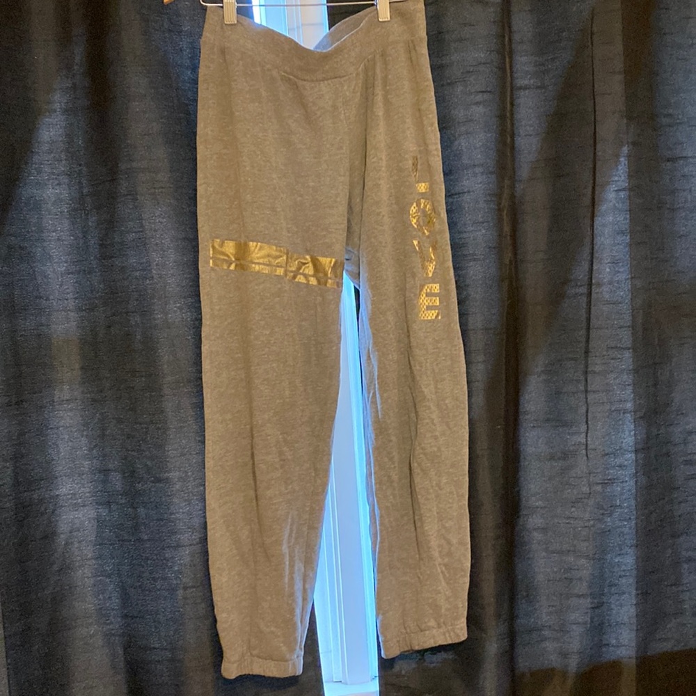 sweatpants